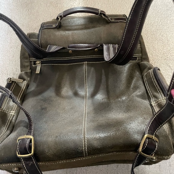 Claire Chase Sierra backpack in distressed brown! - Picture 4 of 6